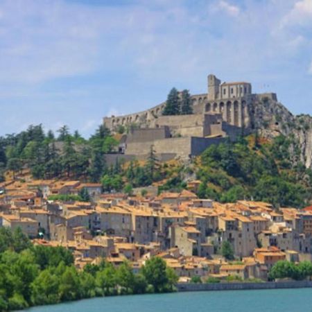 Agreable Appartement Au Calme Villeneuve  Bagian luar foto